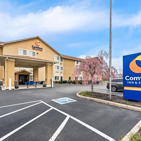 Comfort Inn & Suites Fairborn Near Wright Patterson Afb エクステリア 写真