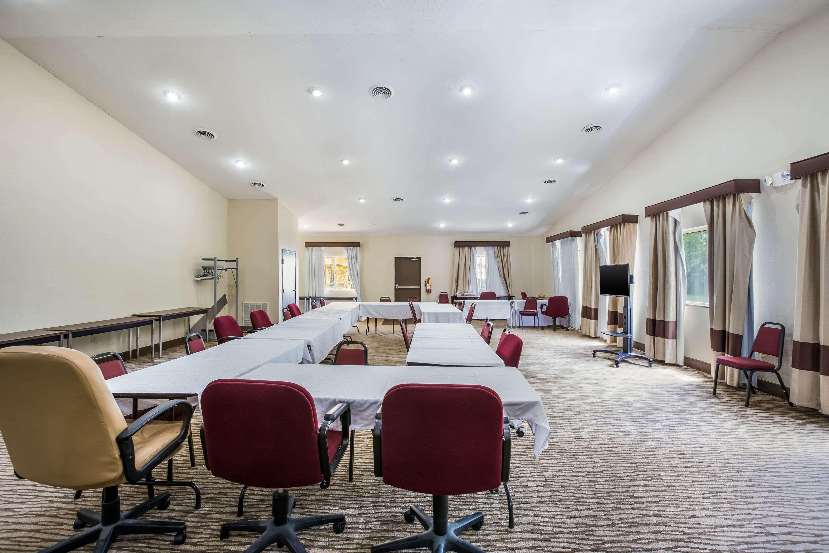 Comfort Inn & Suites Fairborn Near Wright Patterson Afb エクステリア 写真