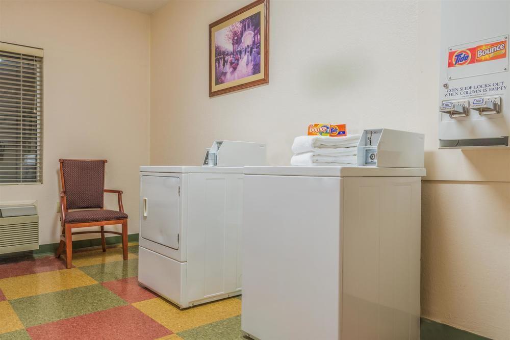 Comfort Inn & Suites Fairborn Near Wright Patterson Afb エクステリア 写真