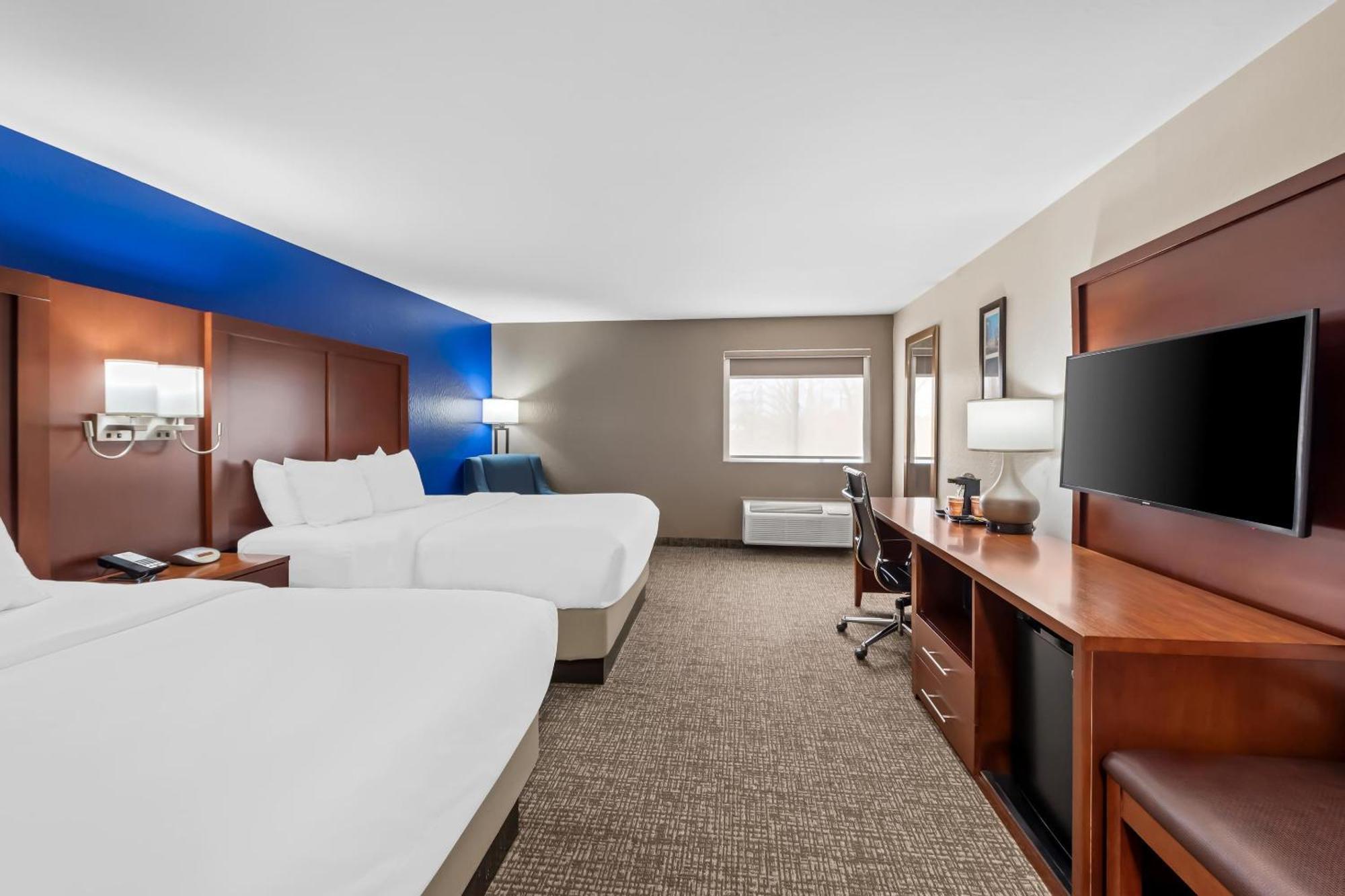 Comfort Inn & Suites Fairborn Near Wright Patterson Afb エクステリア 写真